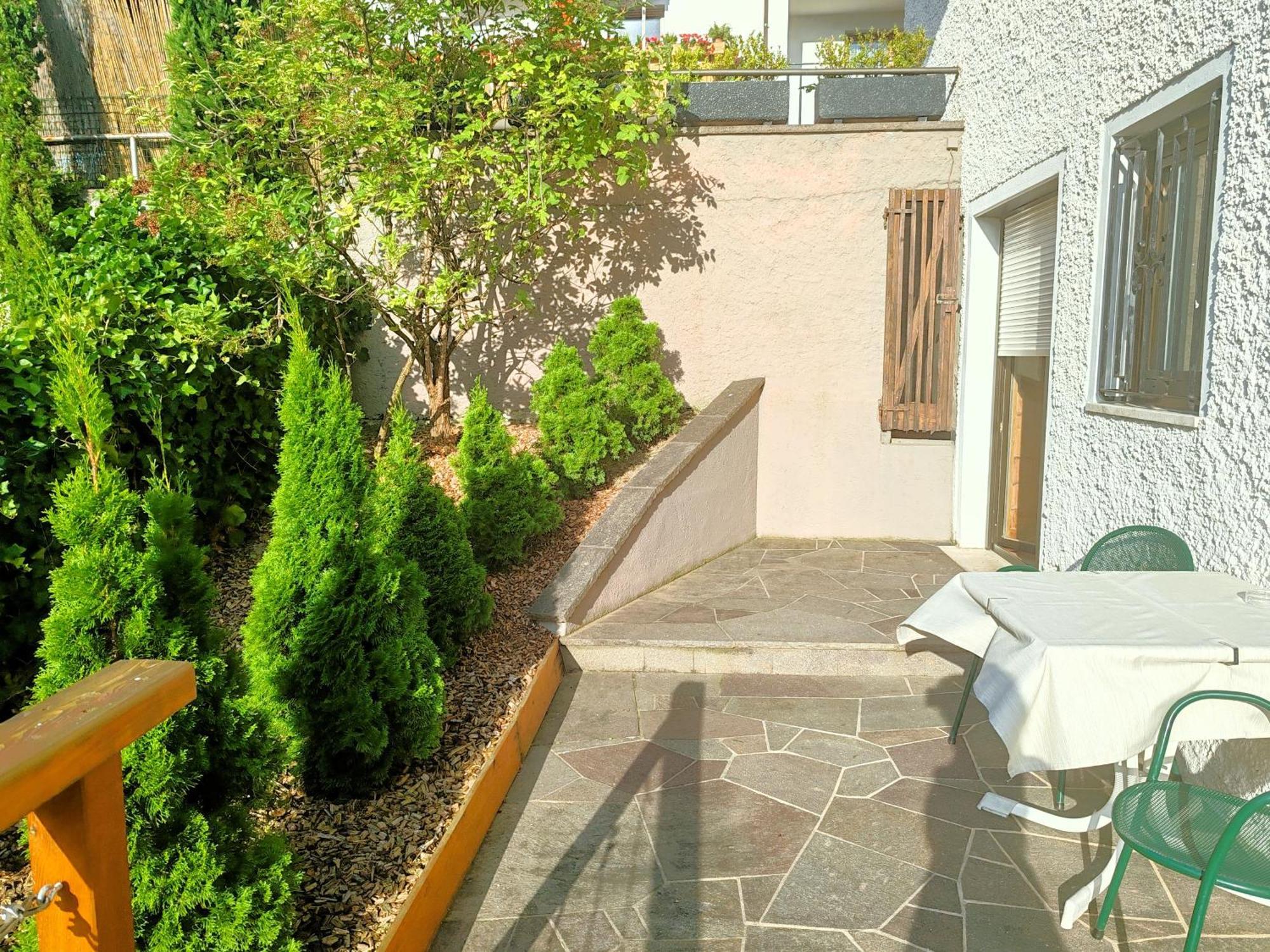 Schenna Garni Eden Bed & Breakfast Экстерьер фото