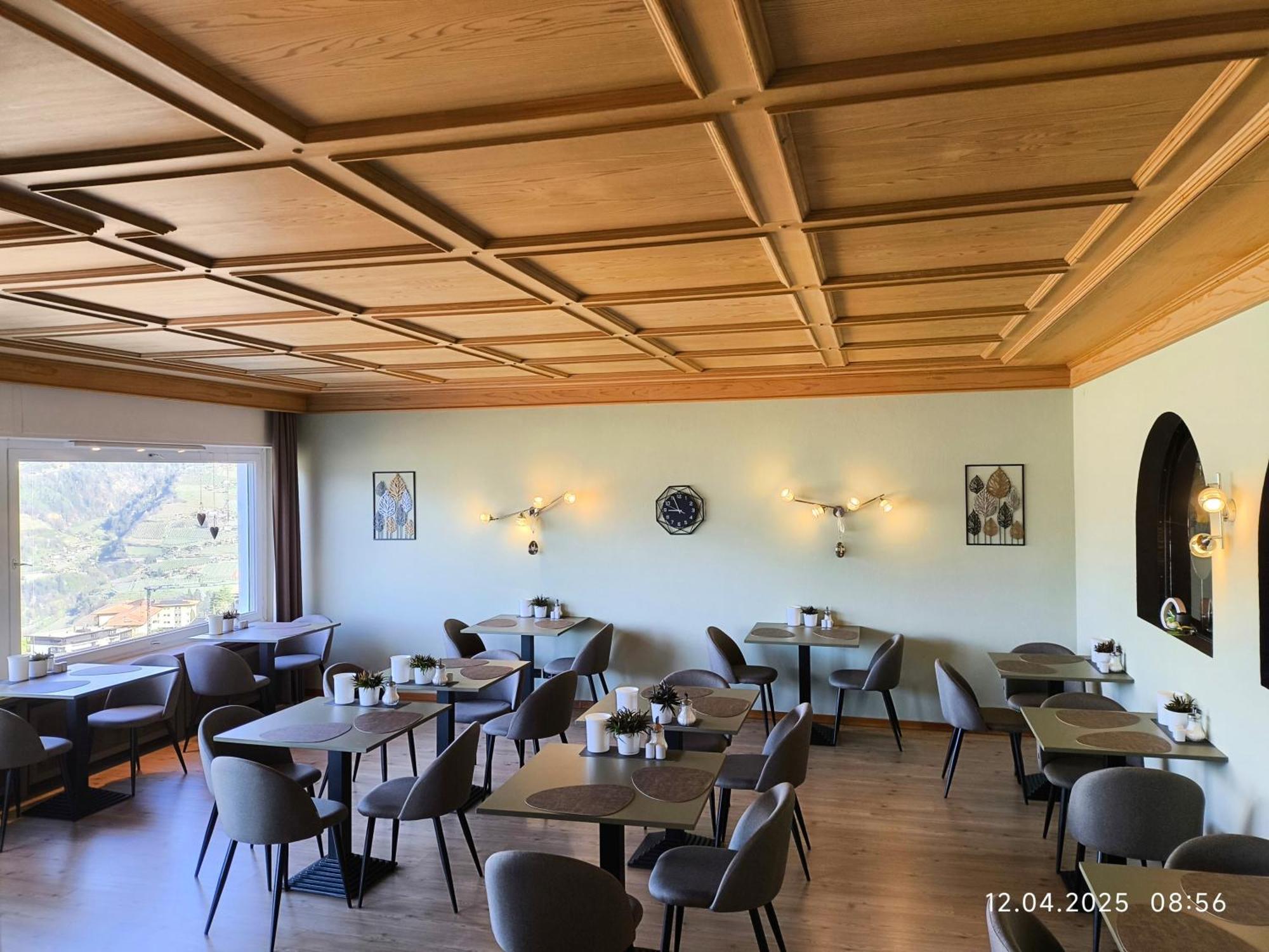 Schenna Garni Eden Bed & Breakfast Экстерьер фото