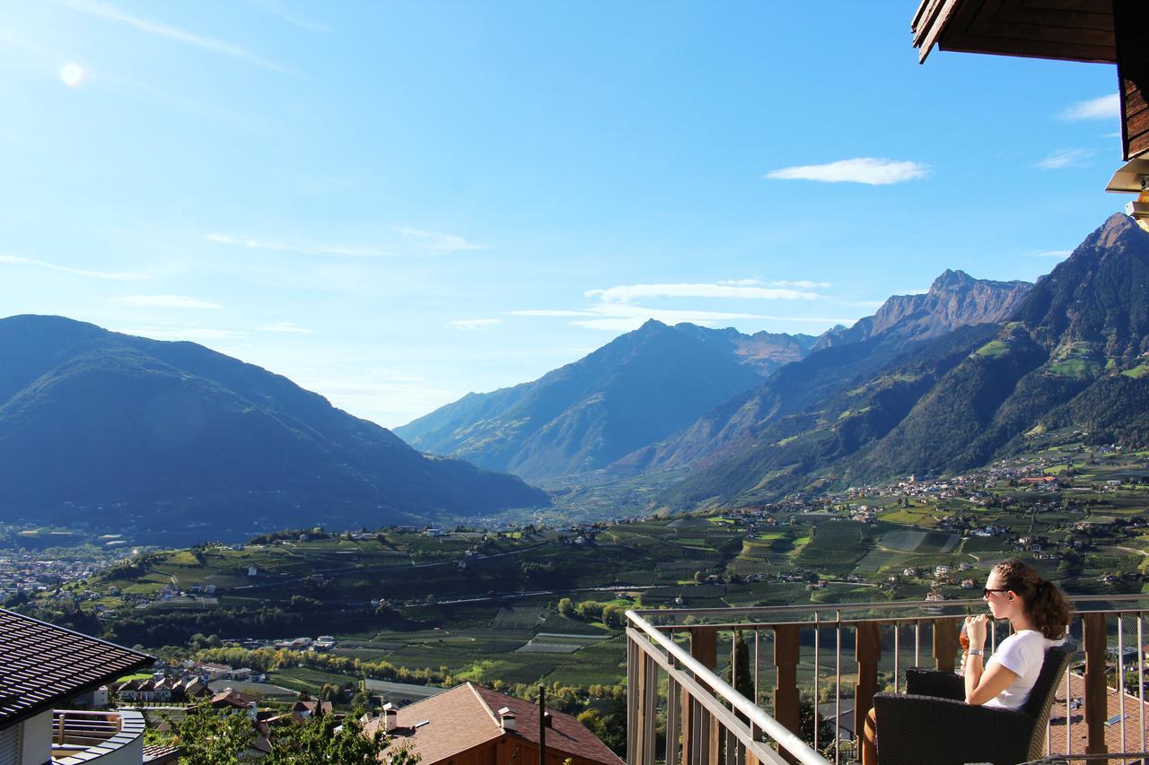 Schenna Garni Eden Bed & Breakfast Экстерьер фото