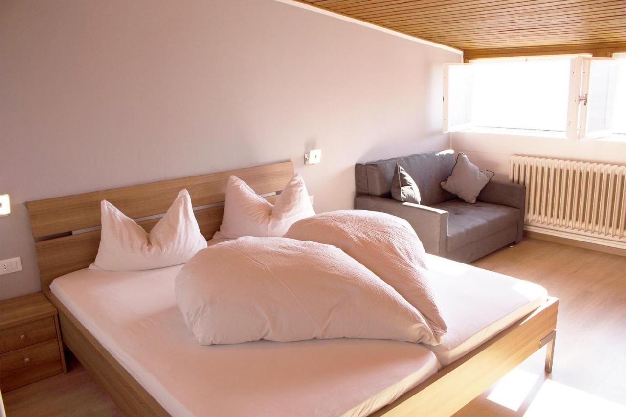 Schenna Garni Eden Bed & Breakfast Экстерьер фото